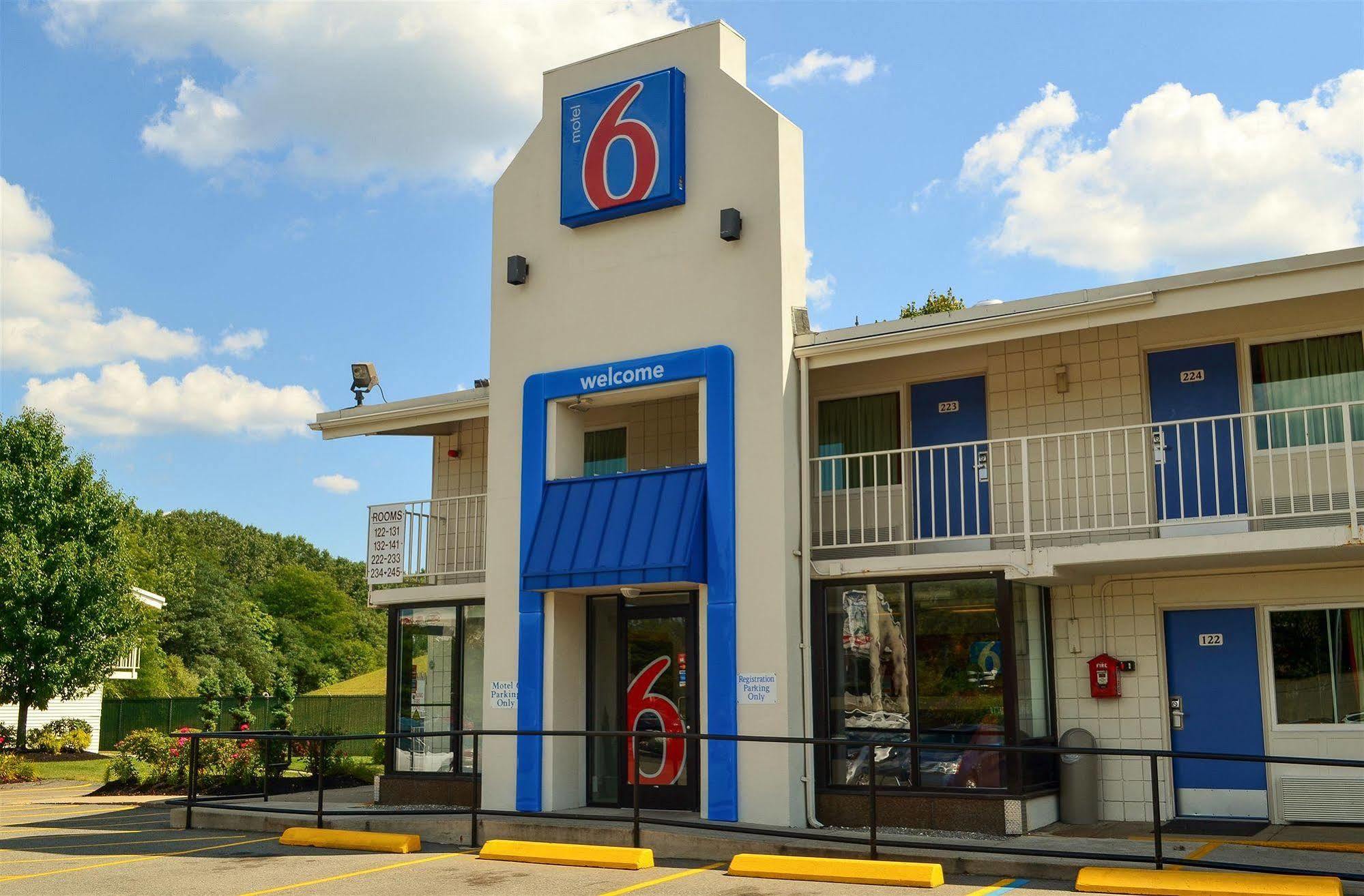 Motel 6 Boston South - Braintree Exteriér fotografie